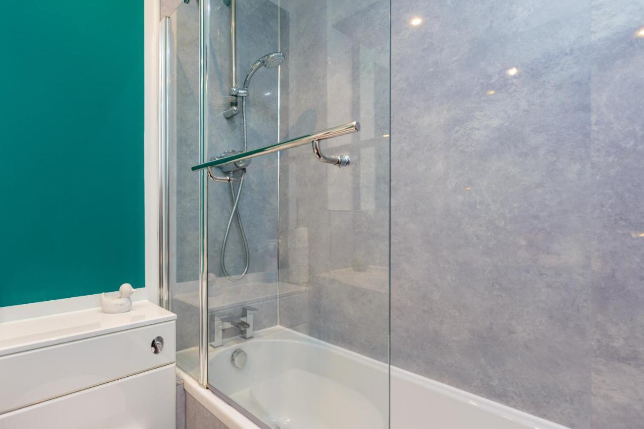 Stylish 2 Bedroom Apartment In Edimburgo Exterior foto